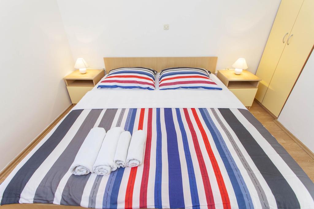 Apartments Villa Jukic Makarska Phòng bức ảnh