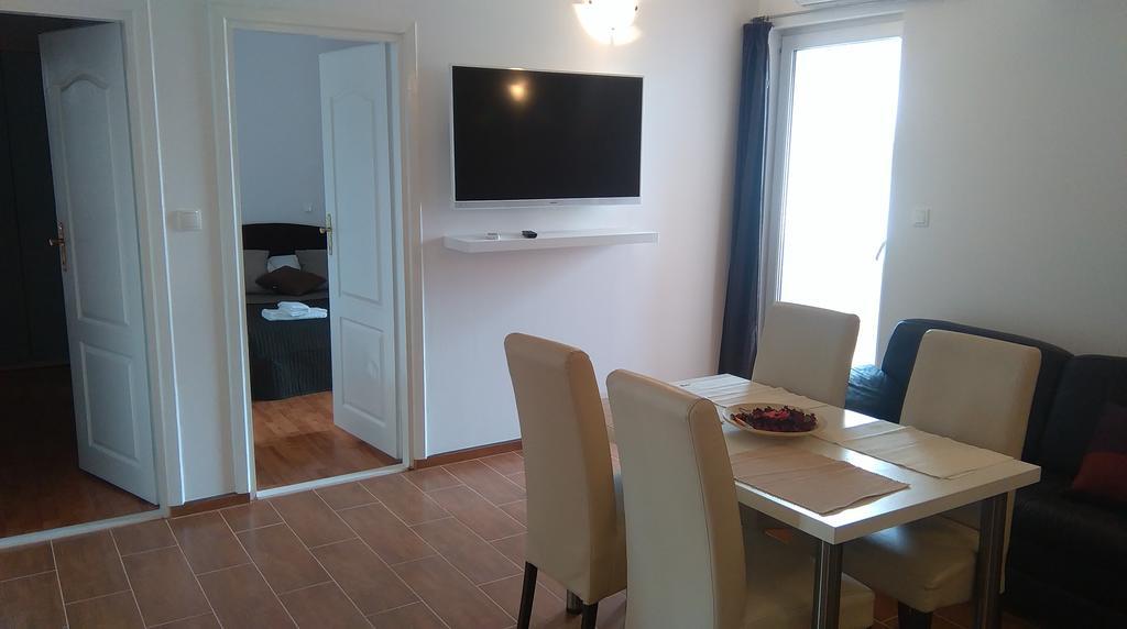 Apartments Villa Jukic Makarska Ngoại thất bức ảnh